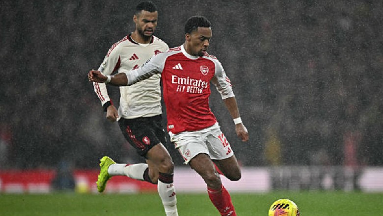 Arsenal miss chance to extend lead over Man City after dull draw with Liverpool - Ảnh 2