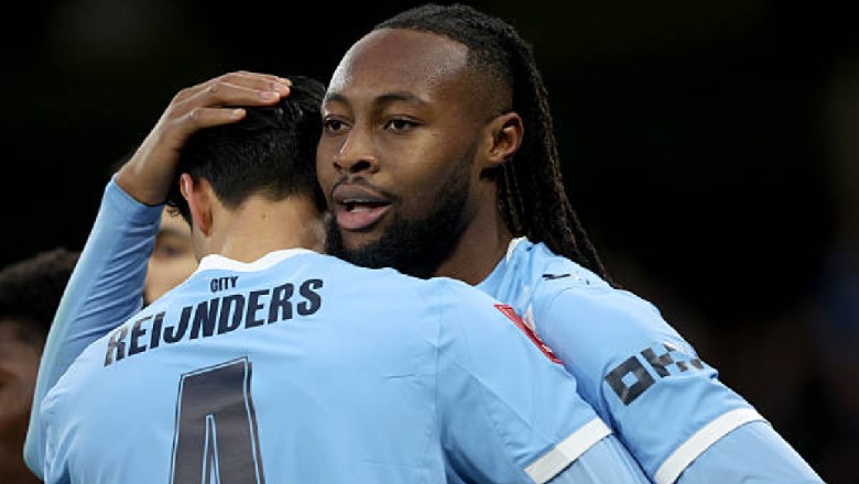Antoine Semenyo scores on debut, Man City put 10 past third-tier side  - Ảnh 2