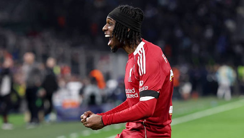 Dominik Szoboszlai free-kick stunner sparks Liverpool cruise past Marseille at Velodrome - Ảnh 3