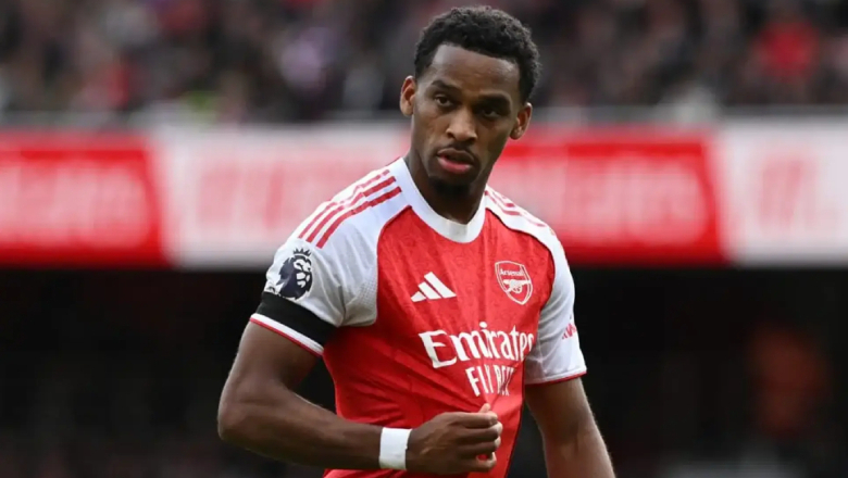 After missing his first season through injury, Timber returned and became a key player for Arsenal