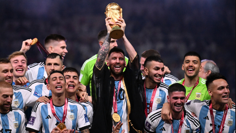 After leaving Camp Nou, Messi reached the pinnacle winning the 2022 World Cup